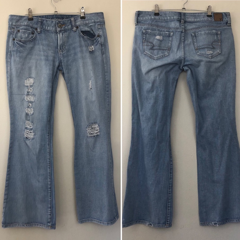 American Eagle distressed boyfriend jeans 8 short